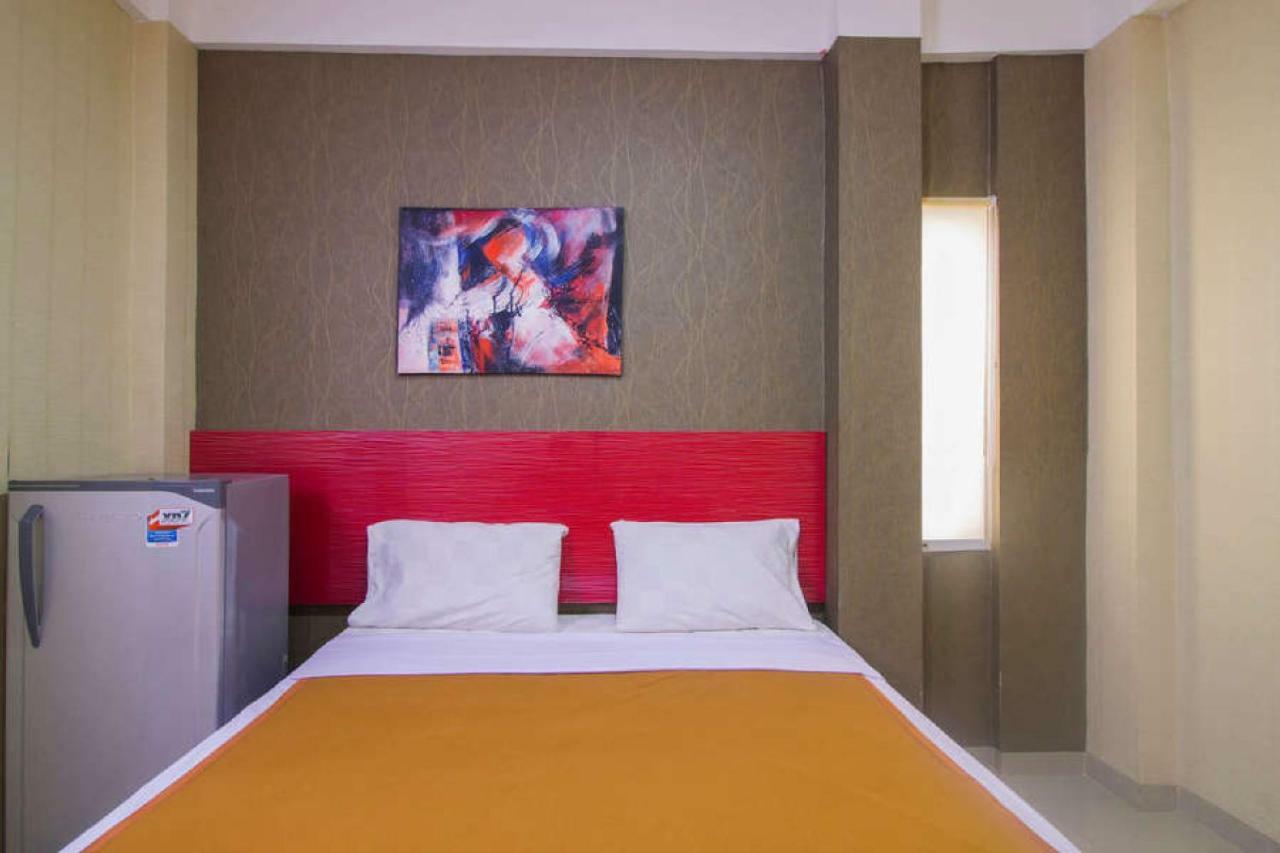 Hotel Reddoorz Near Cilandak Town Square Yakarta Exterior foto